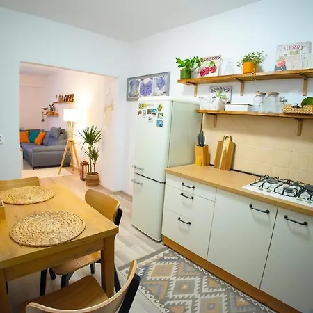 Apartment Cozy Little In Old Tw Bratislava