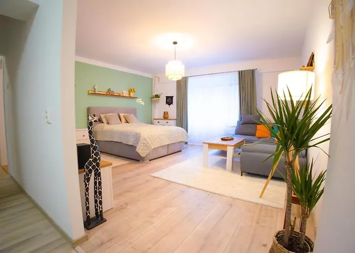 Appartement Cozy Little In Old Tw Bratislava