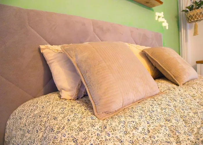 Cozy Little In Old Tw Apartmán Bratislava