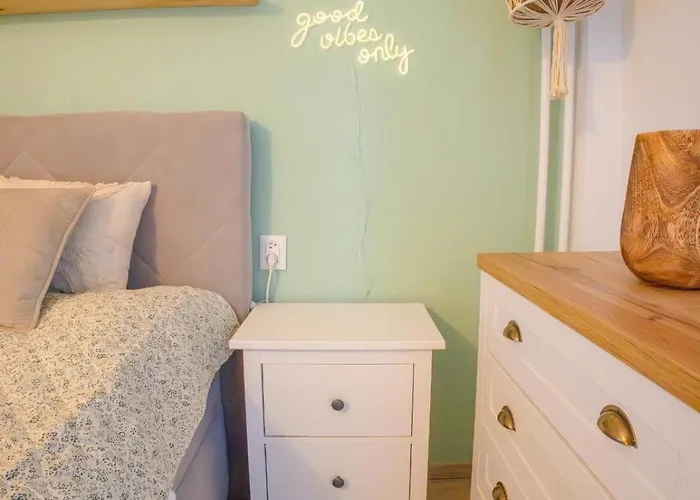 Cozy Little In Old Tw Bratislava