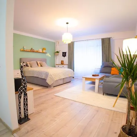 Apartamento Cozy Little In Old Tw Bratislava