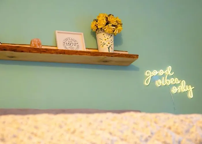 Cozy Little In Old Tw *